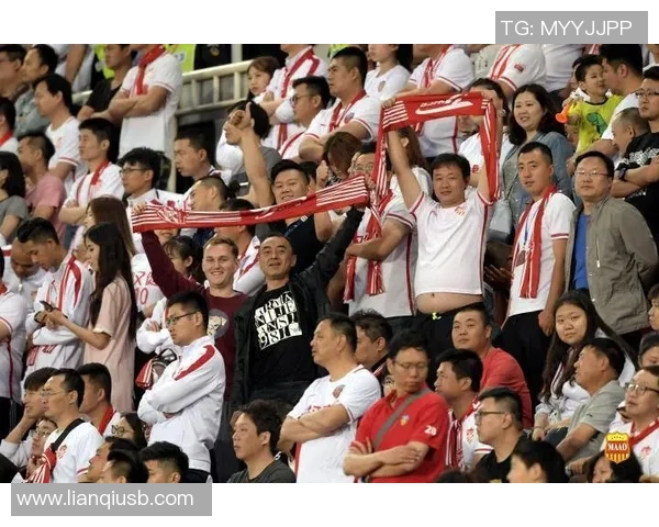 权健与申花激战正酣视频直播全程回放精彩瞬间不容错过